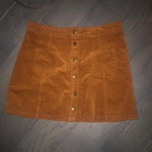 BRANDY MELVILLE SKIRT